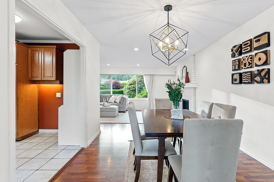 1549 Lynn Valley Road North Vancouver, BC - 7