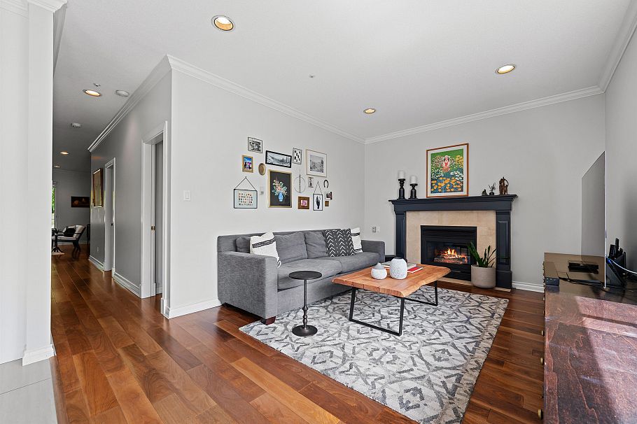 2992 W 42nd Avenue Vancouver, BC - 18