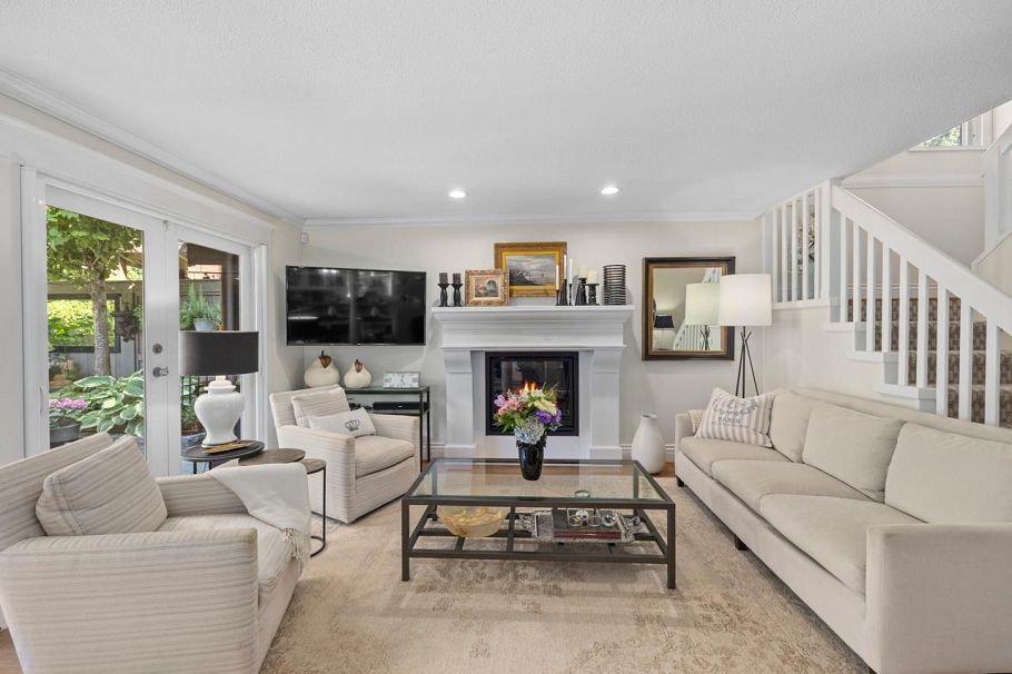 849 Riverside Drive North Vancouver, BC - 1