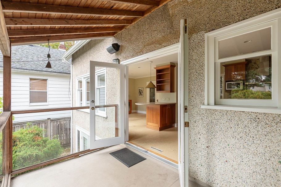 3782 W 24th Avenue Vancouver, BC - 31