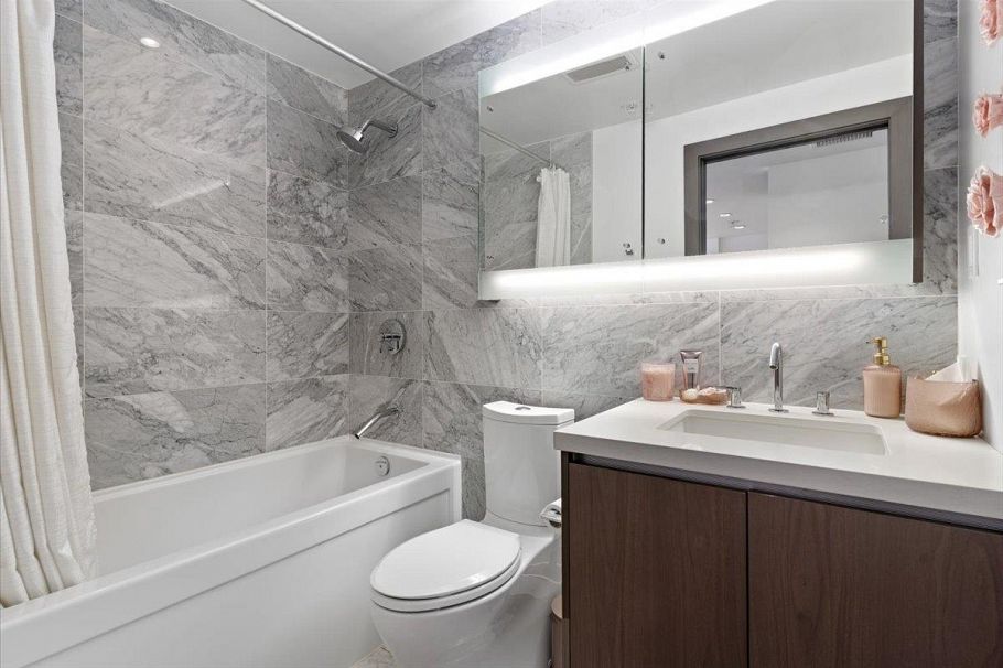 1611 68 Smithe Street Vancouver, BC - 17