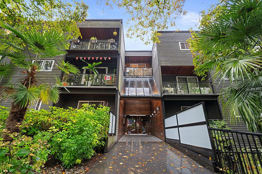 202 1550 Barclay Street Vancouver, BC - 1