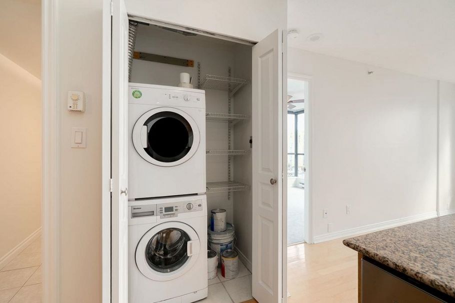 1704 1189 Howe Street Vancouver, BC - 26