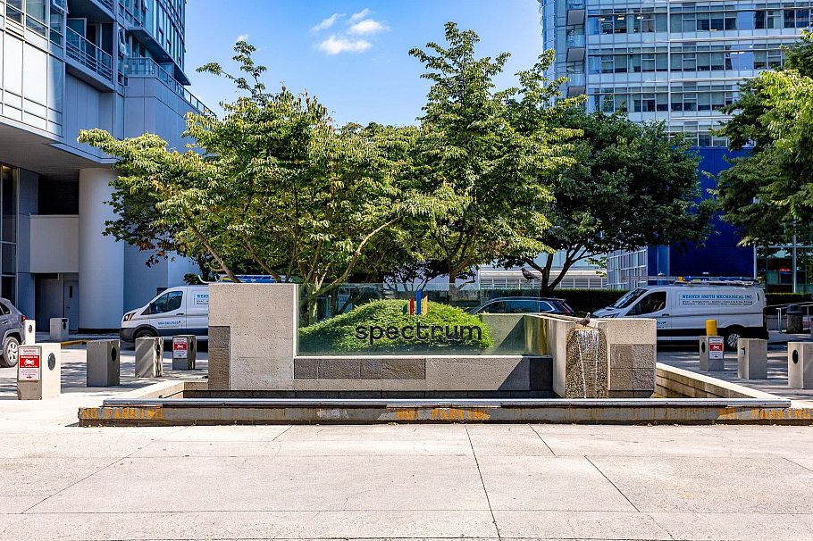 609 111 W Georgia Street Vancouver, BC - 32