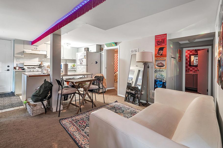 1807 E 35th Avenue Vancouver, BC - 24