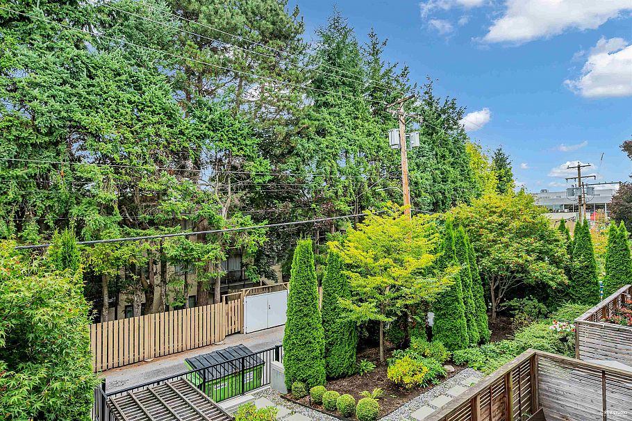 203 1867 W 3rd Avenue Vancouver, BC - 19