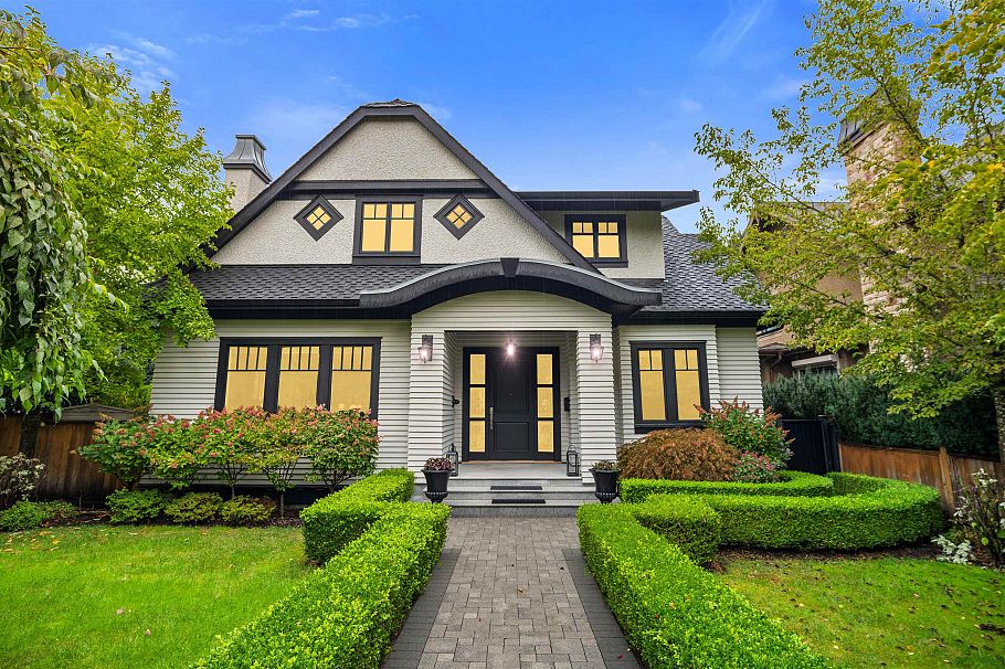 1189 W 32nd Avenue Vancouver, BC - 17