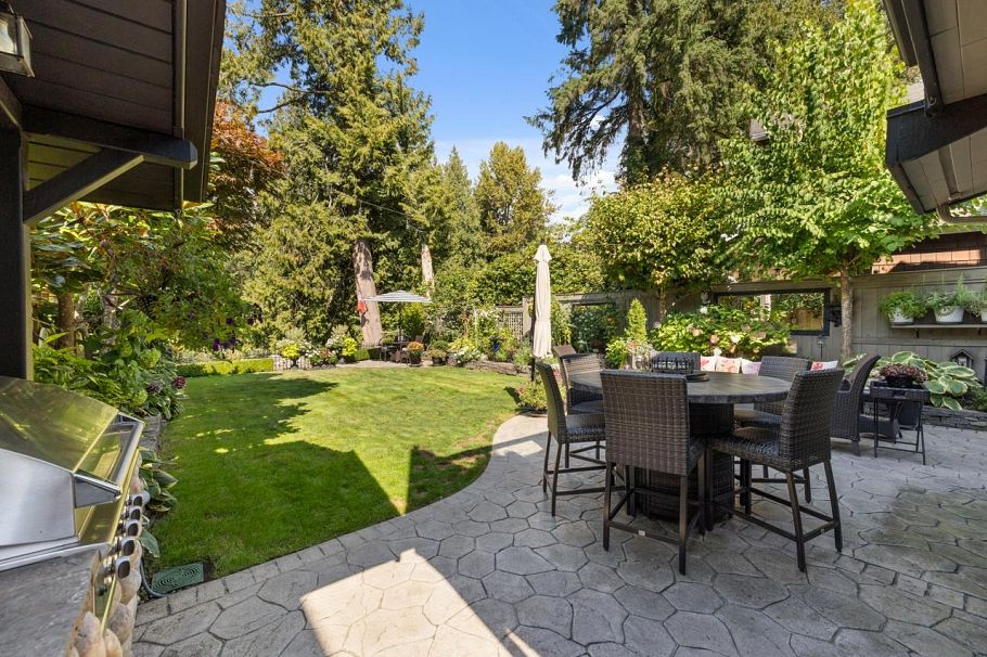 849 Riverside Drive North Vancouver, BC - 27