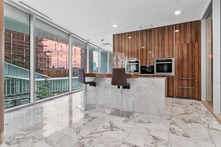 1611 68 Smithe Street Vancouver, BC - 24