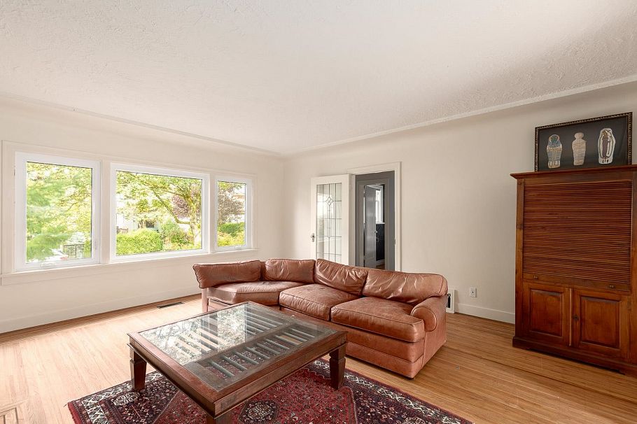 3782 W 24th Avenue Vancouver, BC - 14