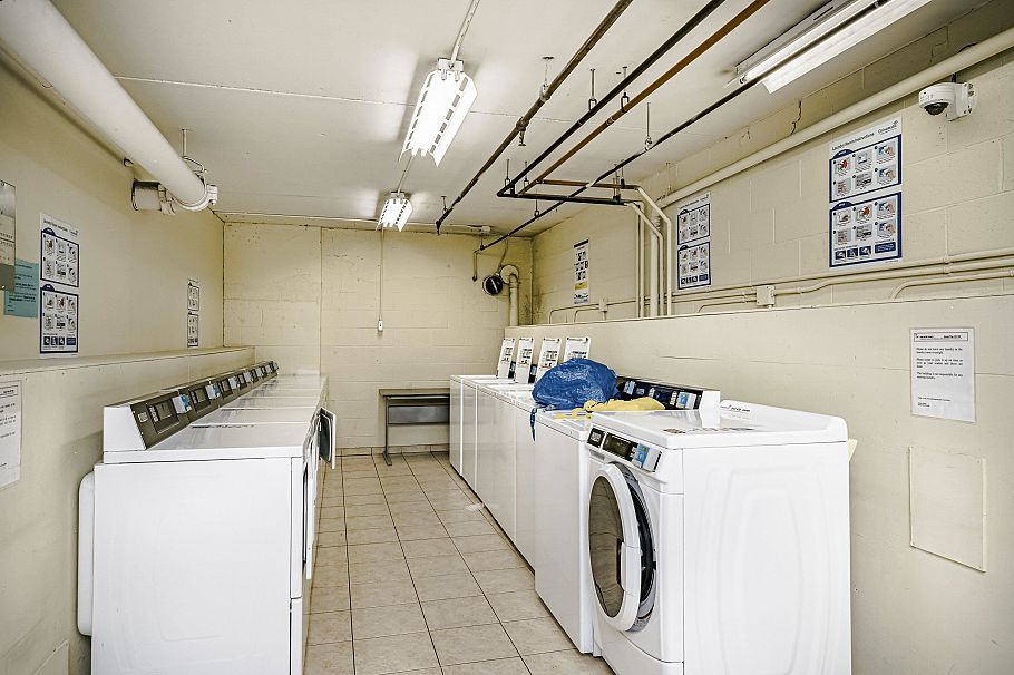 610 1330 Burrard Street Vancouver, BC - 19