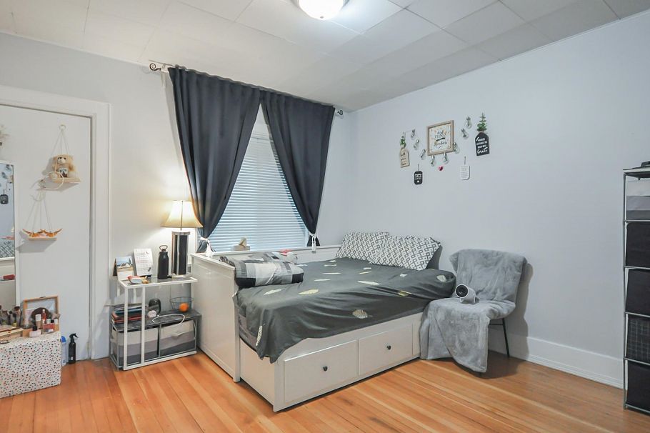 1342 E 24th Avenue Vancouver, BC - 15