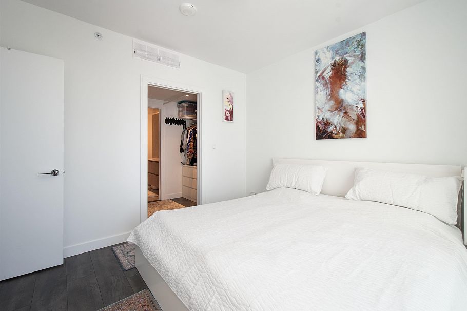 1807 1500 Fern Street North Vancouver, BC - 22