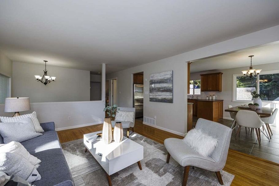 2100 Whitman Avenue North Vancouver, BC - 11