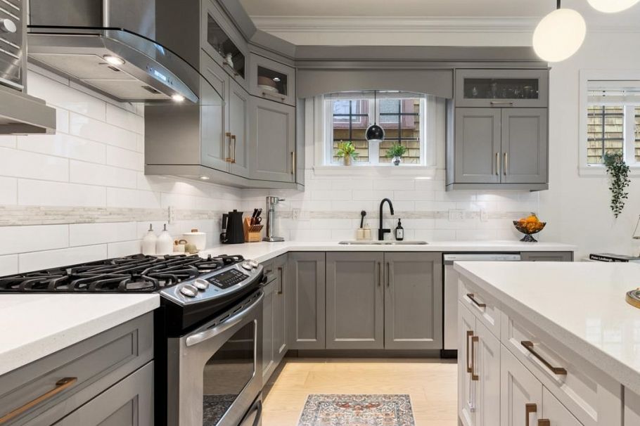 1923 Grant Street Vancouver, BC - 10