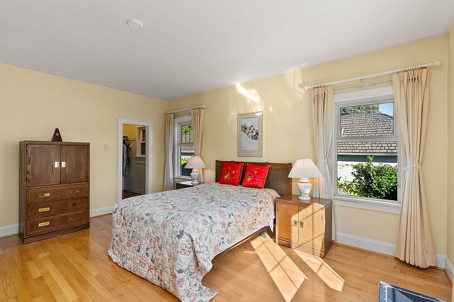 1537 W 40th Avenue Vancouver, BC - 27