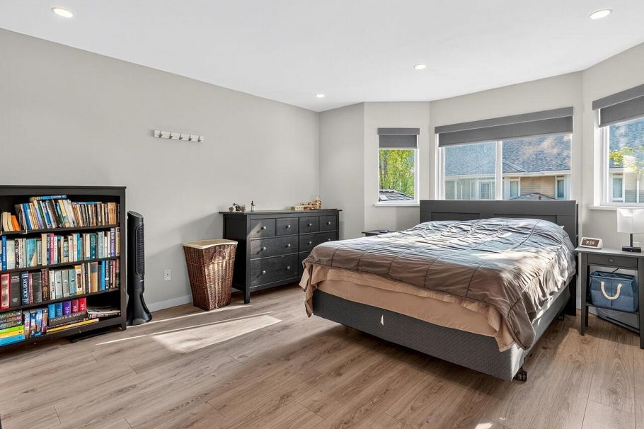 52 650 Roche Point Drive North Vancouver, BC - 13