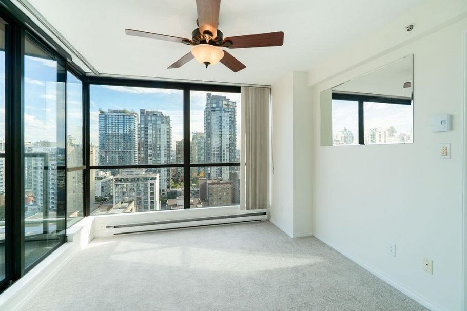 1704 1189 Howe Street Vancouver, BC - 8