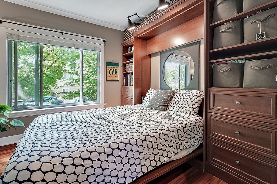 1807 E 35th Avenue Vancouver, BC - 9