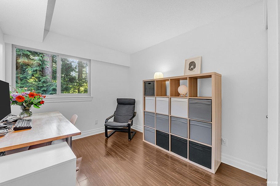 1854 Purcell Way North Vancouver, BC - 18