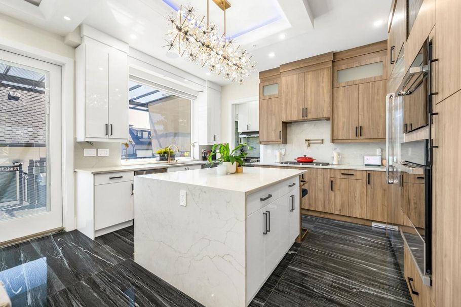 2798 E 43rd Avenue Vancouver, BC - 10