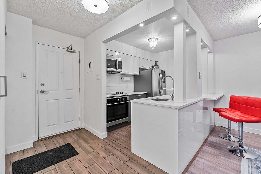 506 2004 Fullerton Avenue North Vancouver, BC - 15