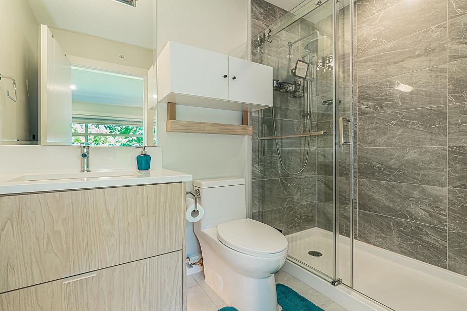 11 933 Premier Street North Vancouver, BC - 19