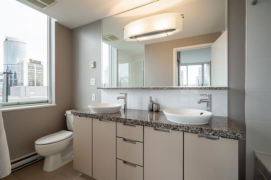 PH3 1082 Seymour Street Vancouver, BC - 28