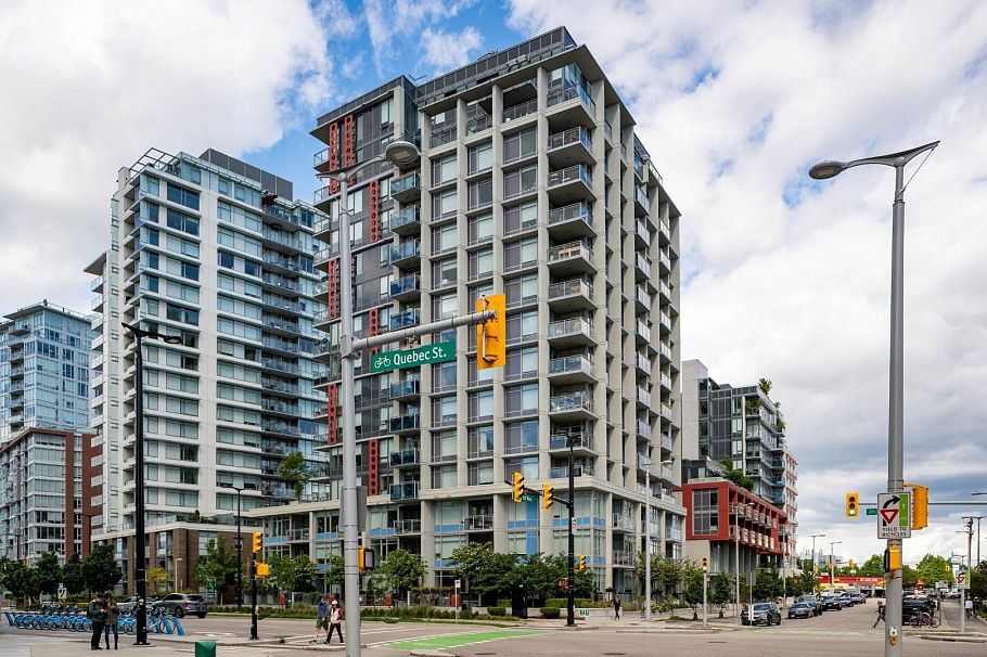 1510 111 E 1st Avenue Vancouver, BC - 1