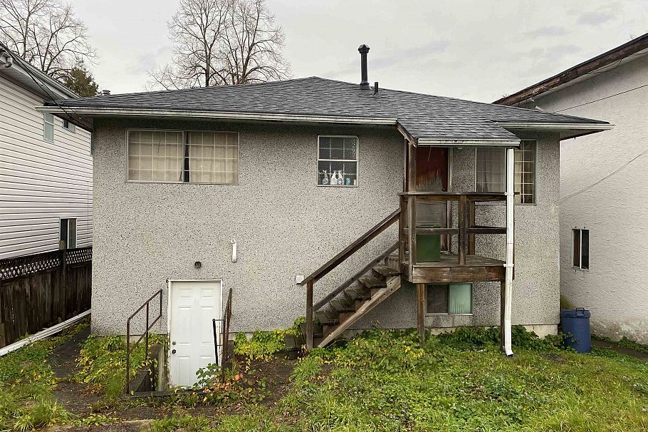 2044 E 22nd Avenue Vancouver, BC - 2