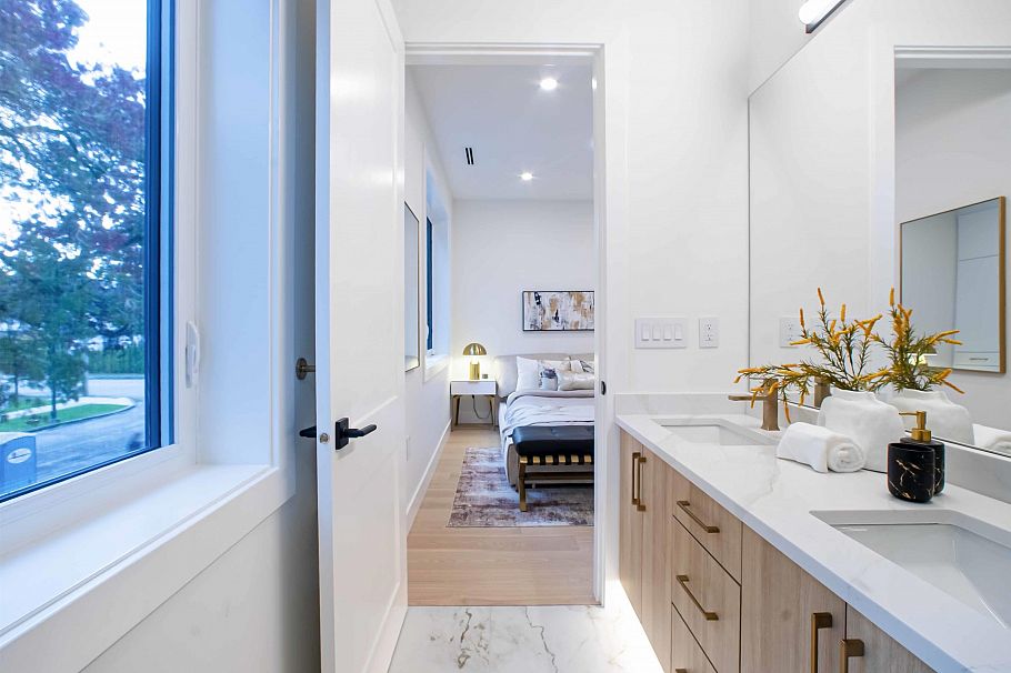 1 2785 W 21 Avenue Vancouver, BC - 11