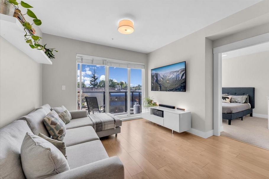 211 1496 Charlotte Road North Vancouver, BC - 7