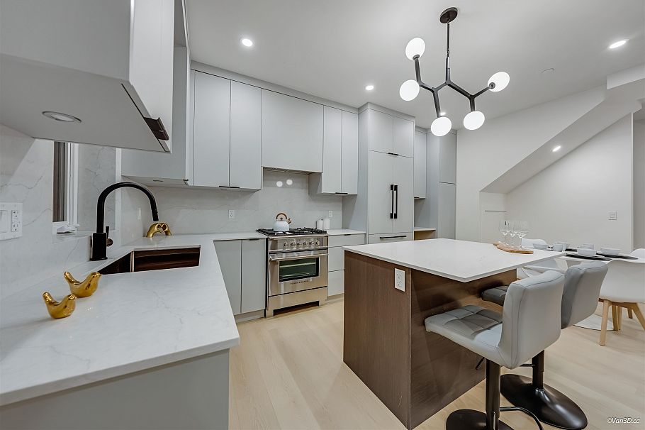 1 6730 Heather Street Vancouver, BC - 11