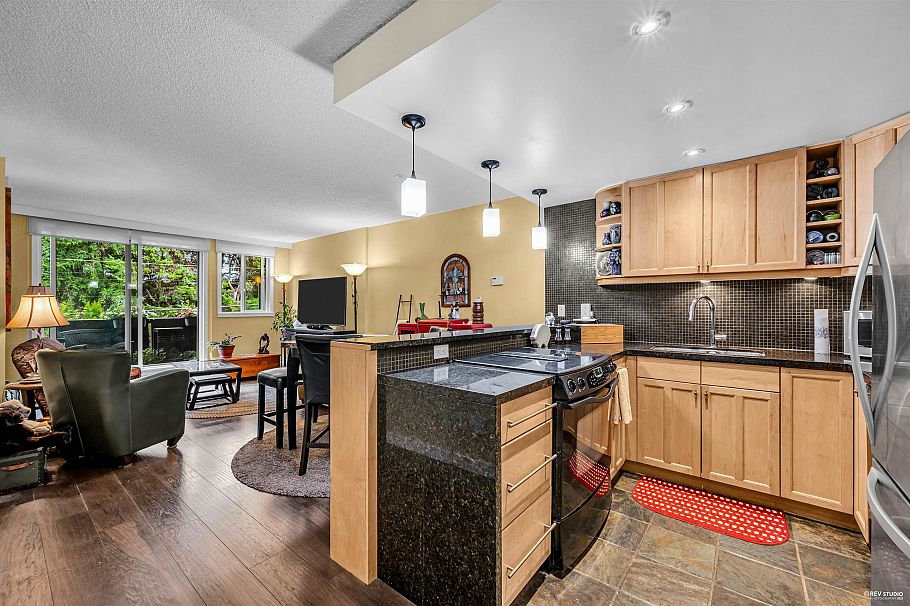 203 1867 W 3rd Avenue Vancouver, BC - 3