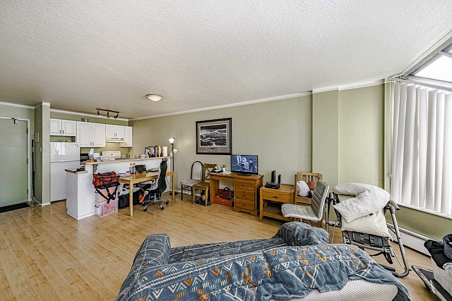 610 1330 Burrard Street Vancouver, BC - 10