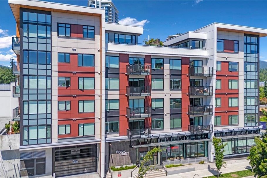 211 1496 Charlotte Road North Vancouver, BC - 1