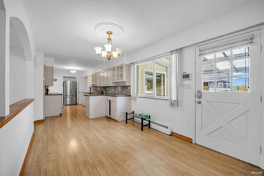 2051 W 17TH AVENUE, Vancouver BC V6J 2N3 Vancouver, BC - 6