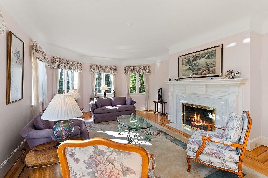 1537 W 40th Avenue Vancouver, BC - 8