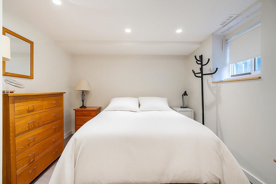 5070 Windsor Street Vancouver, BC - 24