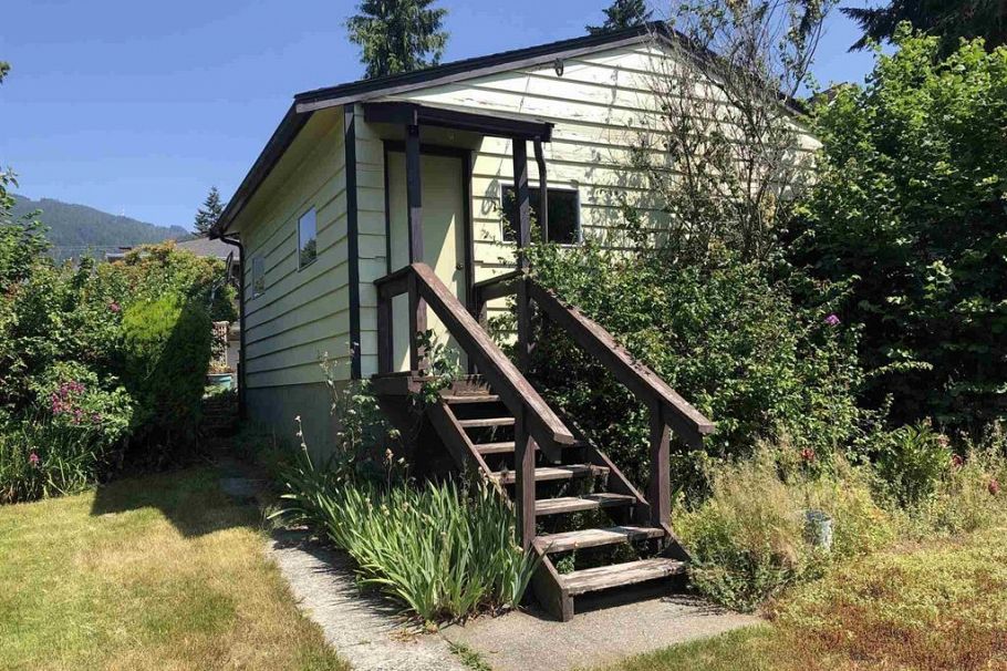 234 W St. James Road North Vancouver, BC - 11