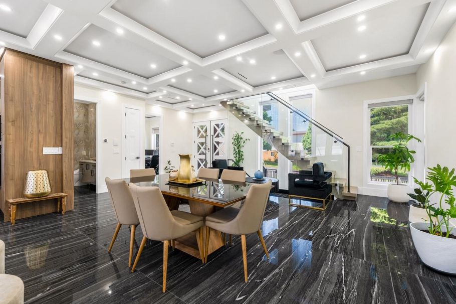 2798 E 43rd Avenue Vancouver, BC - 8