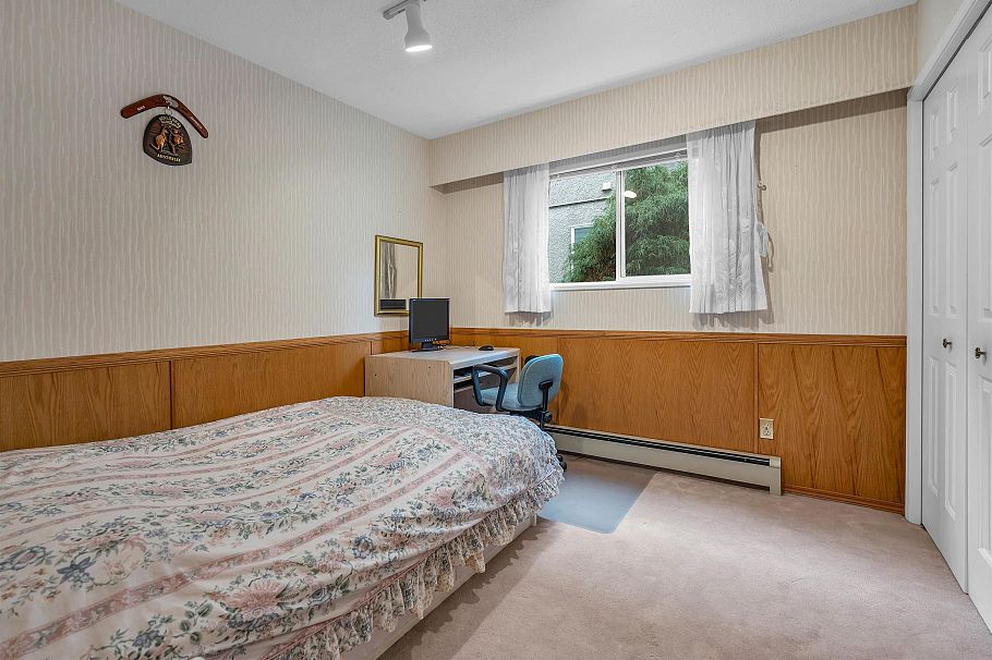 3863 W 30th Avenue Vancouver, BC - 21