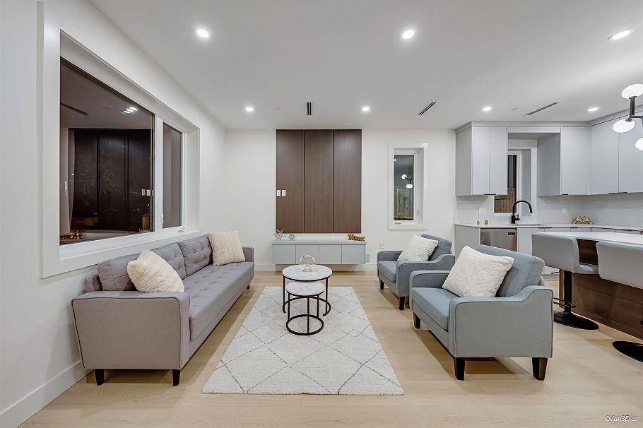 1 6730 Heather Street Vancouver, BC - 6