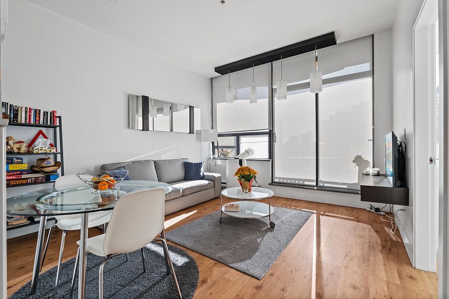 910 1010 Howe Street Vancouver, BC - 22