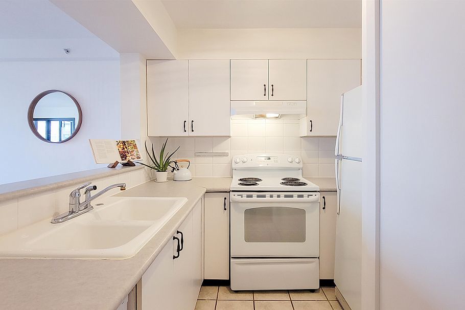 503 288 E 8th Avenue Vancouver, BC - 9