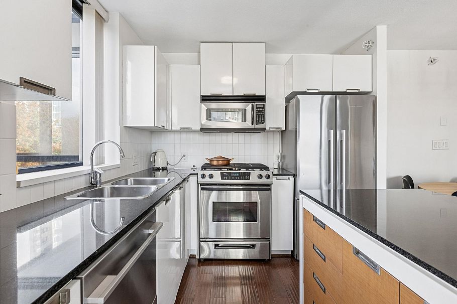 605 151 W 2nd Street North Vancouver, BC - 13