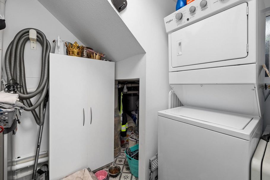 849 Riverside Drive North Vancouver, BC - 18