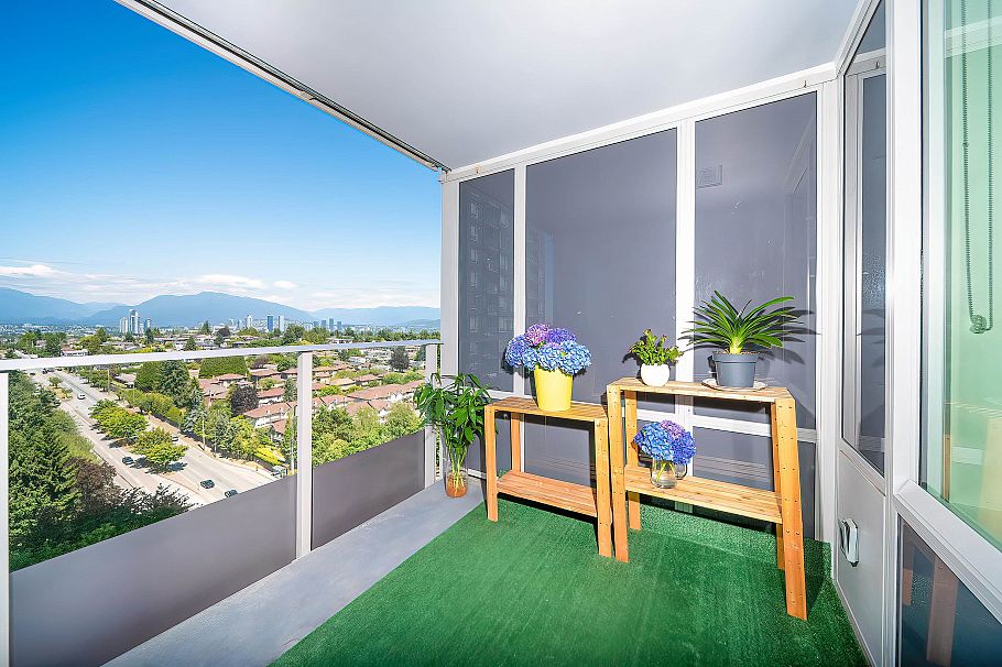 1703 5515 Boundary Road Vancouver, BC - 2