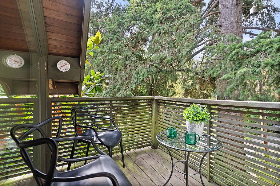 5588 Olympic Street Vancouver, BC - 30