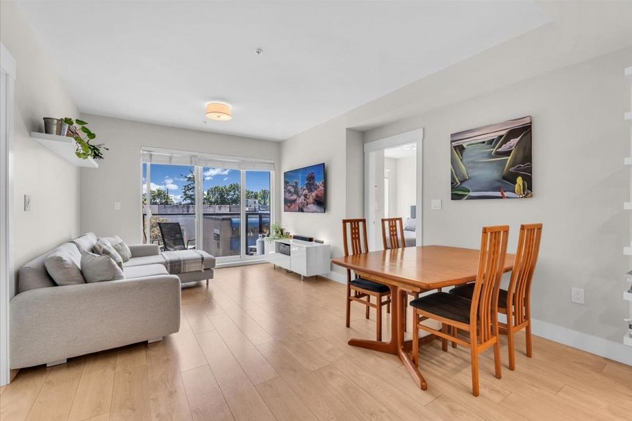 211 1496 Charlotte Road North Vancouver, BC - 5